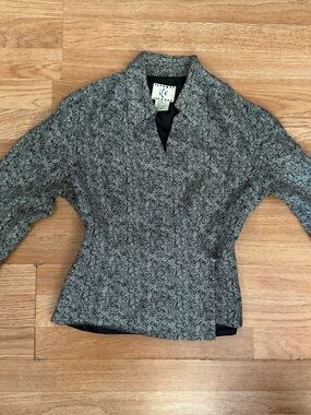 Vintage ICE Silk Herringbone Print Wrap-Style Top Size M 3/4 Sleeve